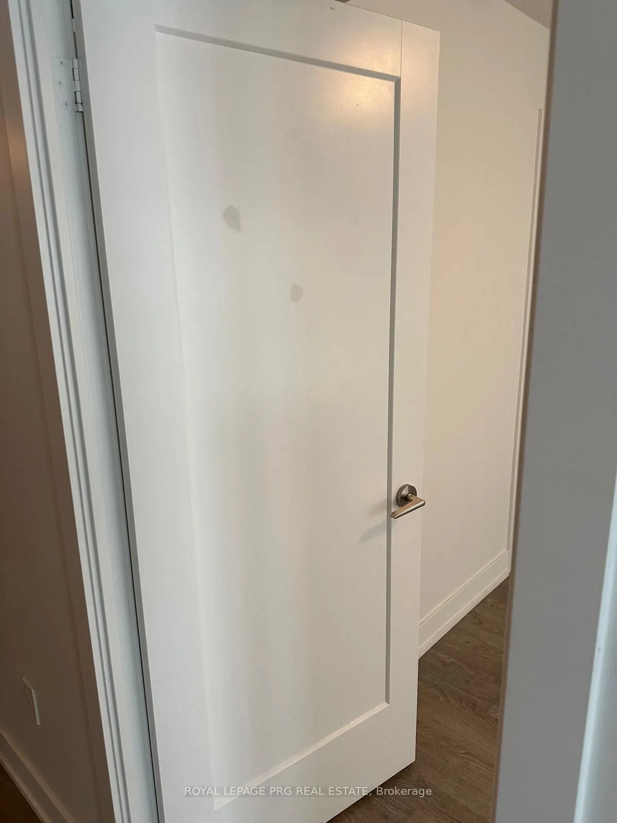 9 Mabelle Avenue, #2721