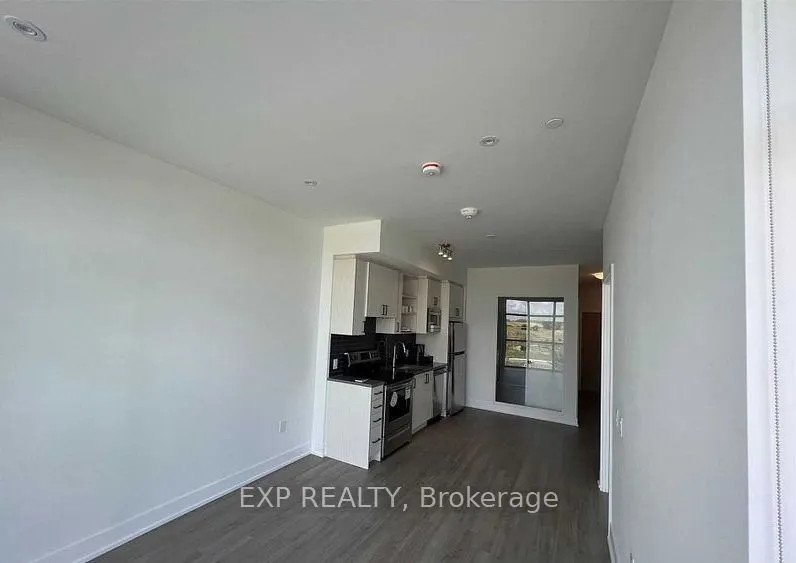 60 George Butchart Drive, #305