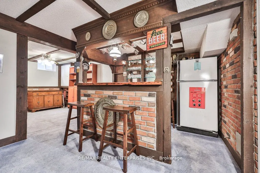 1160 Walden Circle #1
