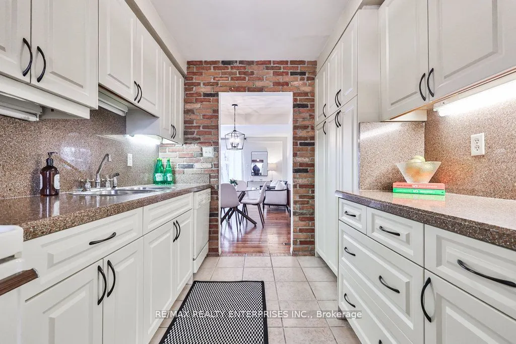 1160 Walden Circle #1