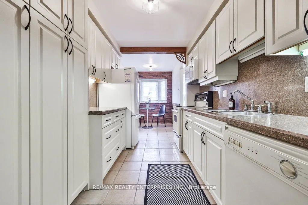 1160 Walden Circle #1