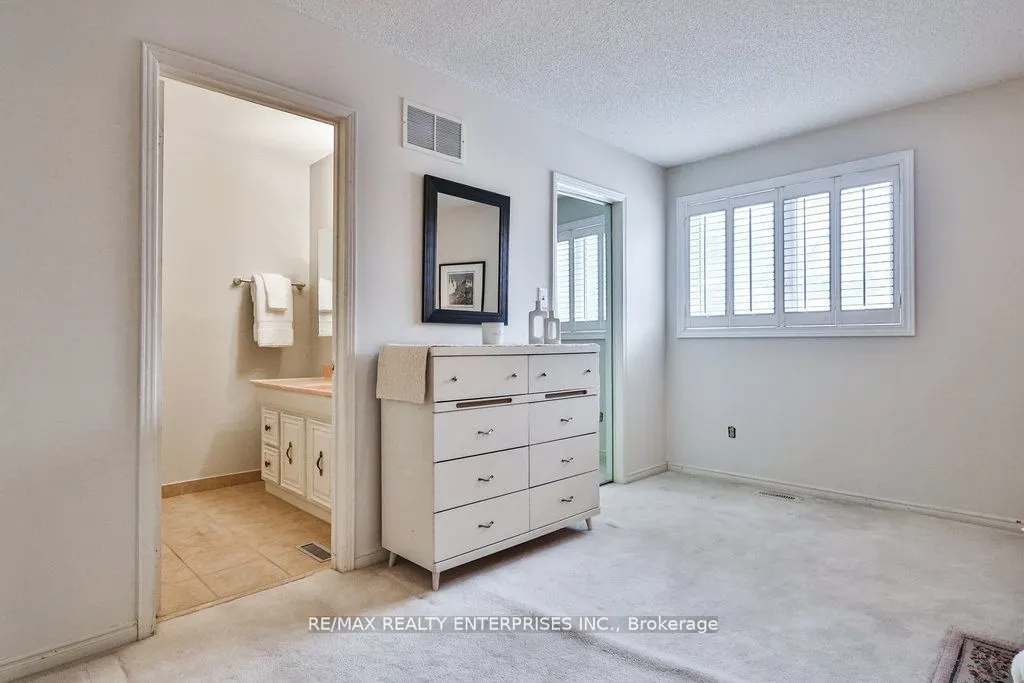 1160 Walden Circle #1