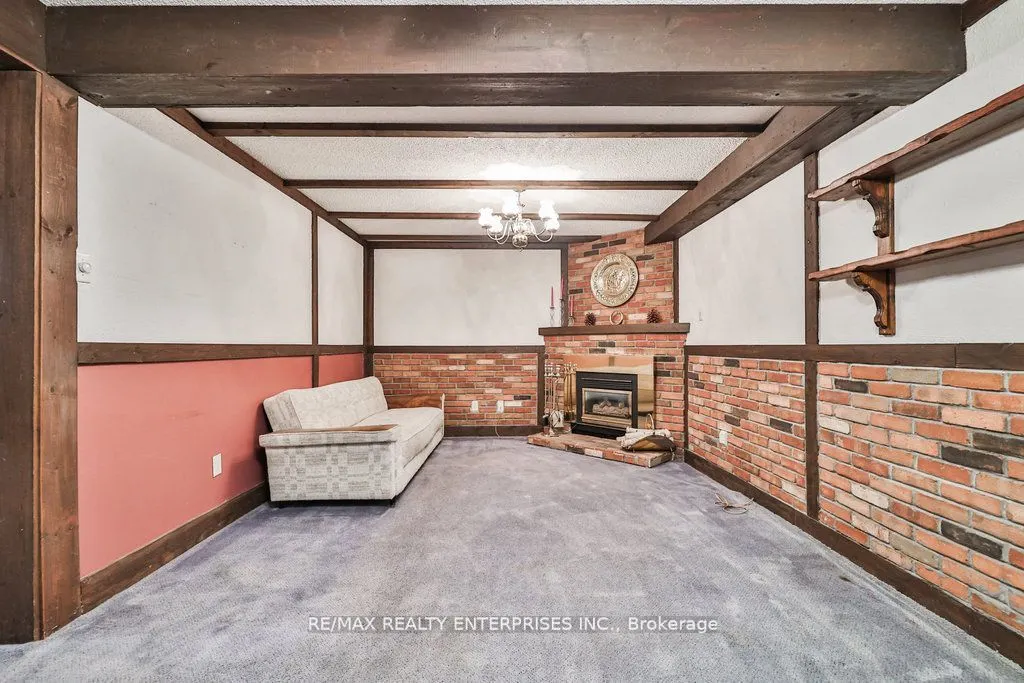 1160 Walden Circle #1