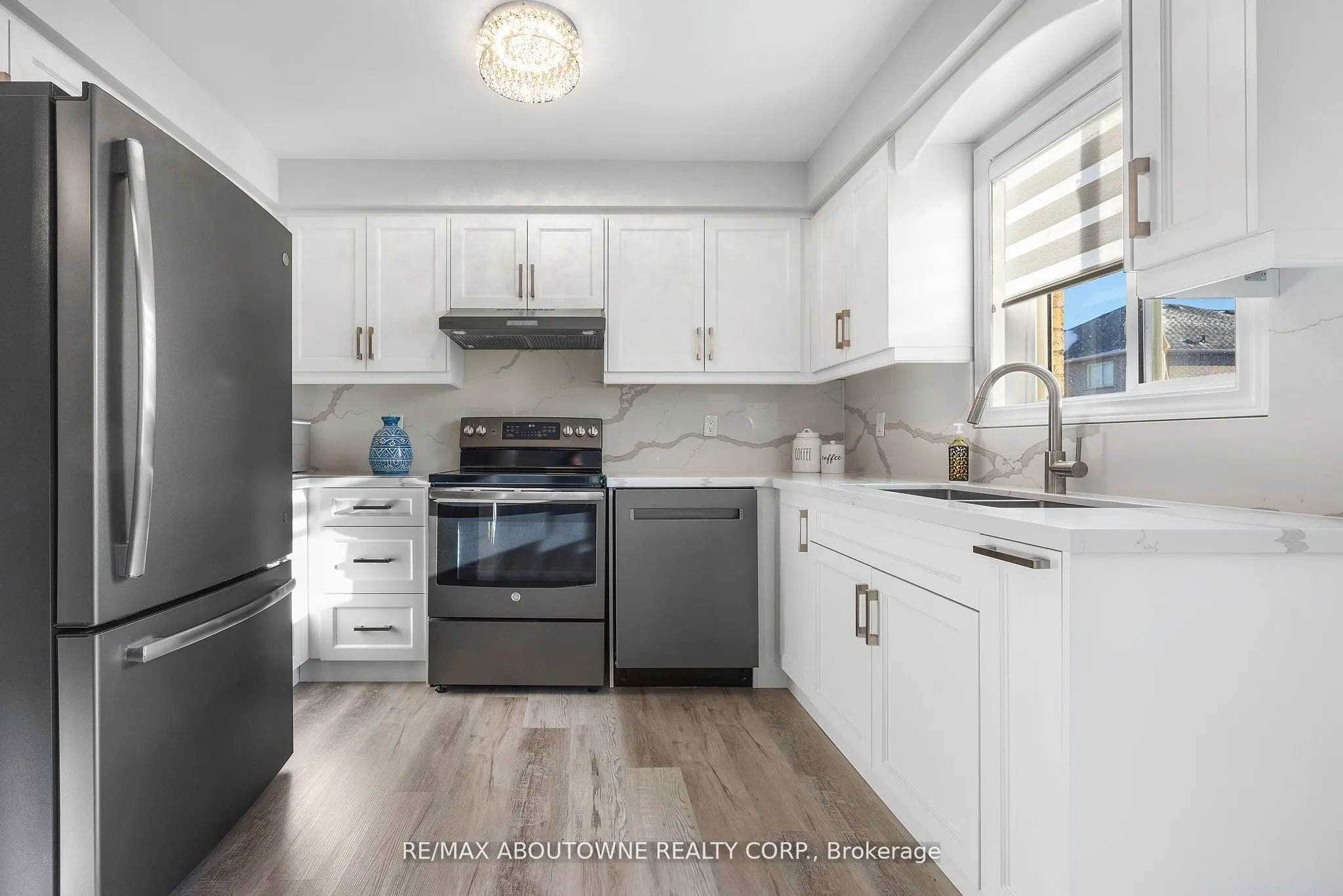 31 Knoll Haven Circle