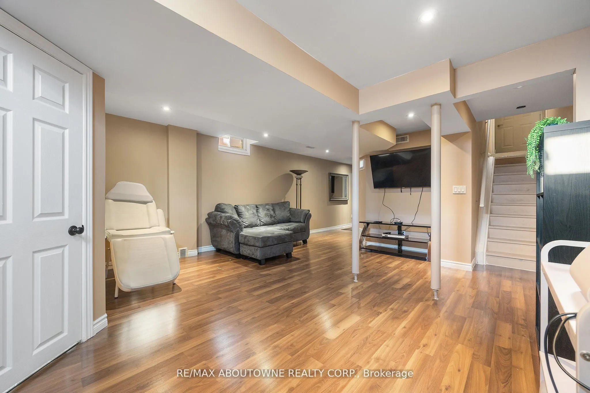 31 Knoll Haven Circle