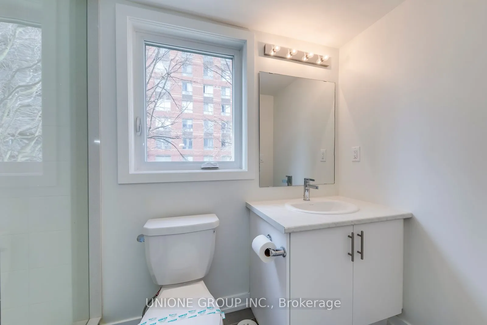 3562 Colonial Drive, #12