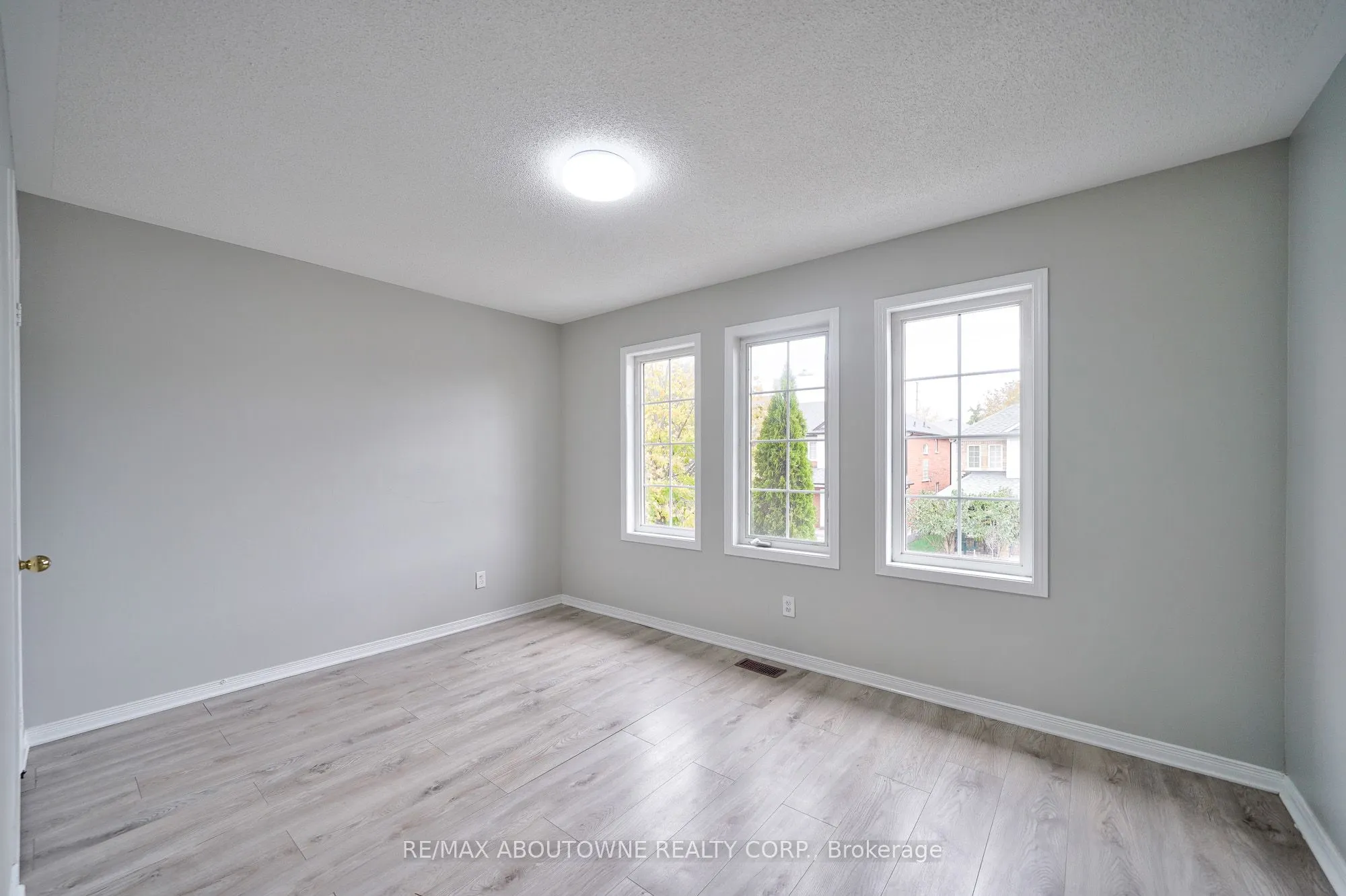 556 Delphine Drive
