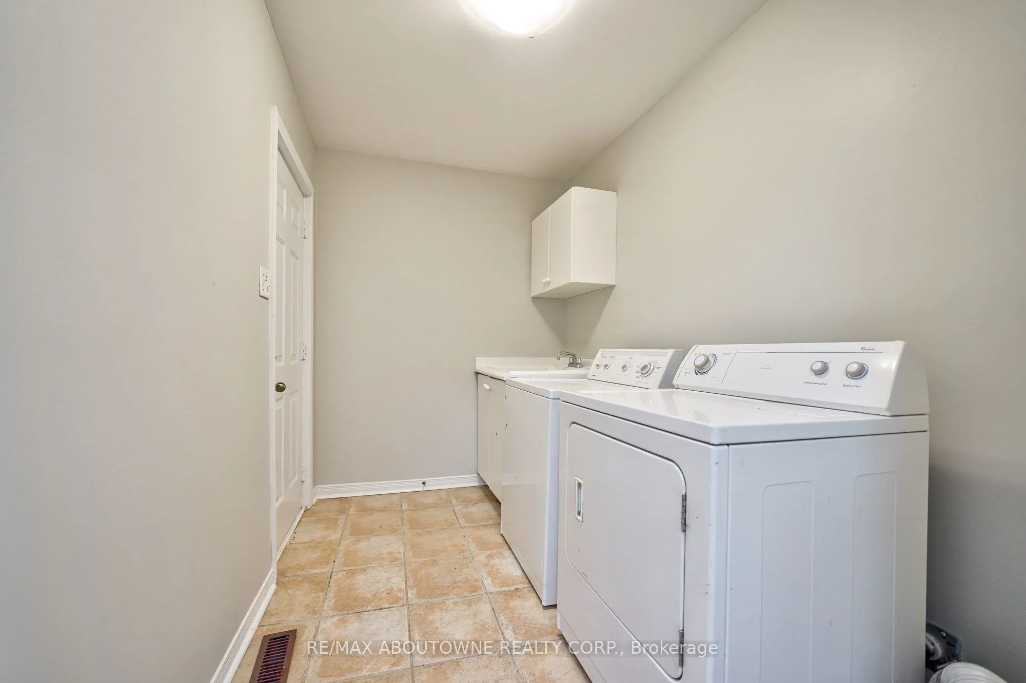 556 Delphine Drive