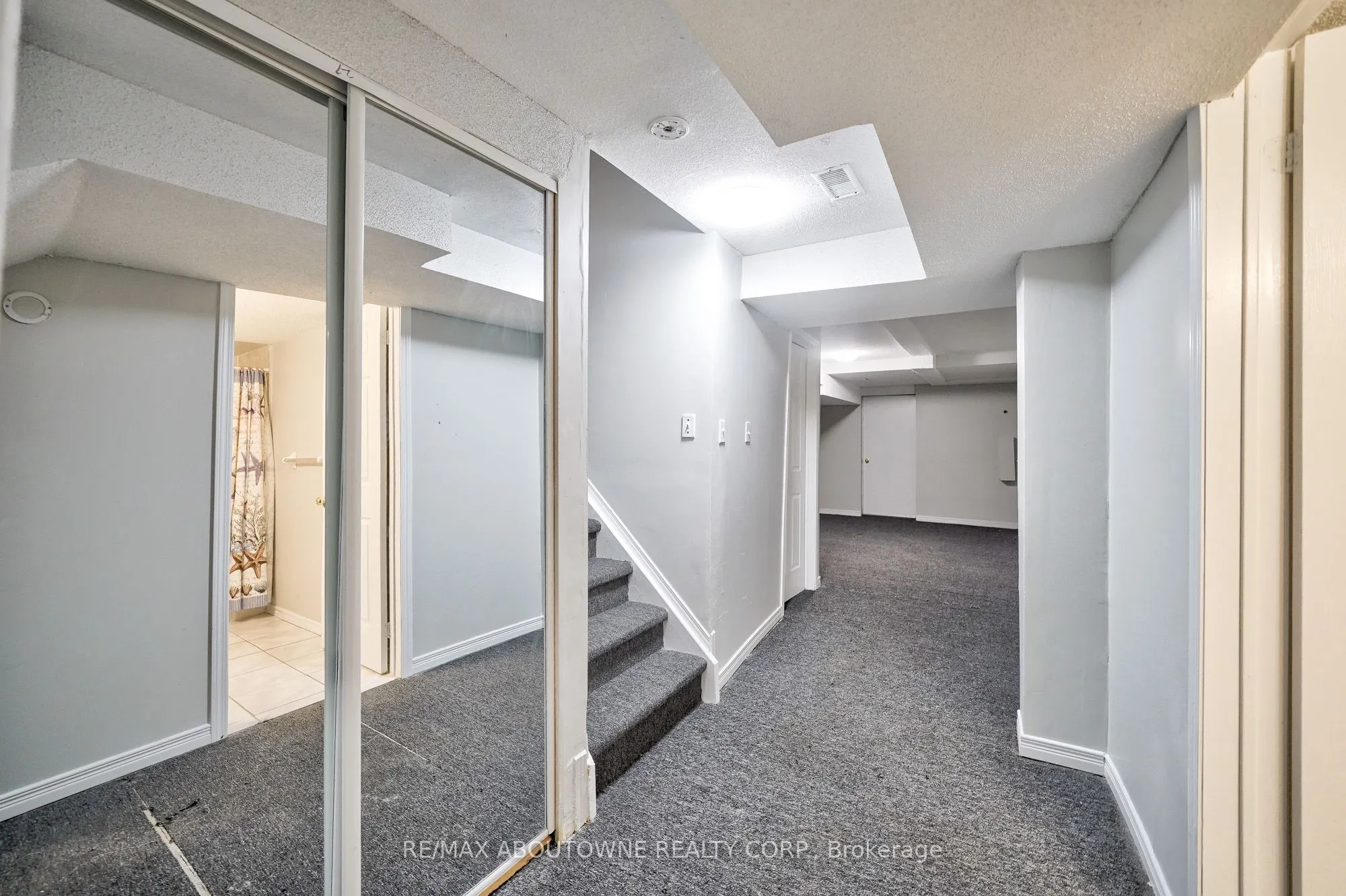 556 Delphine Drive