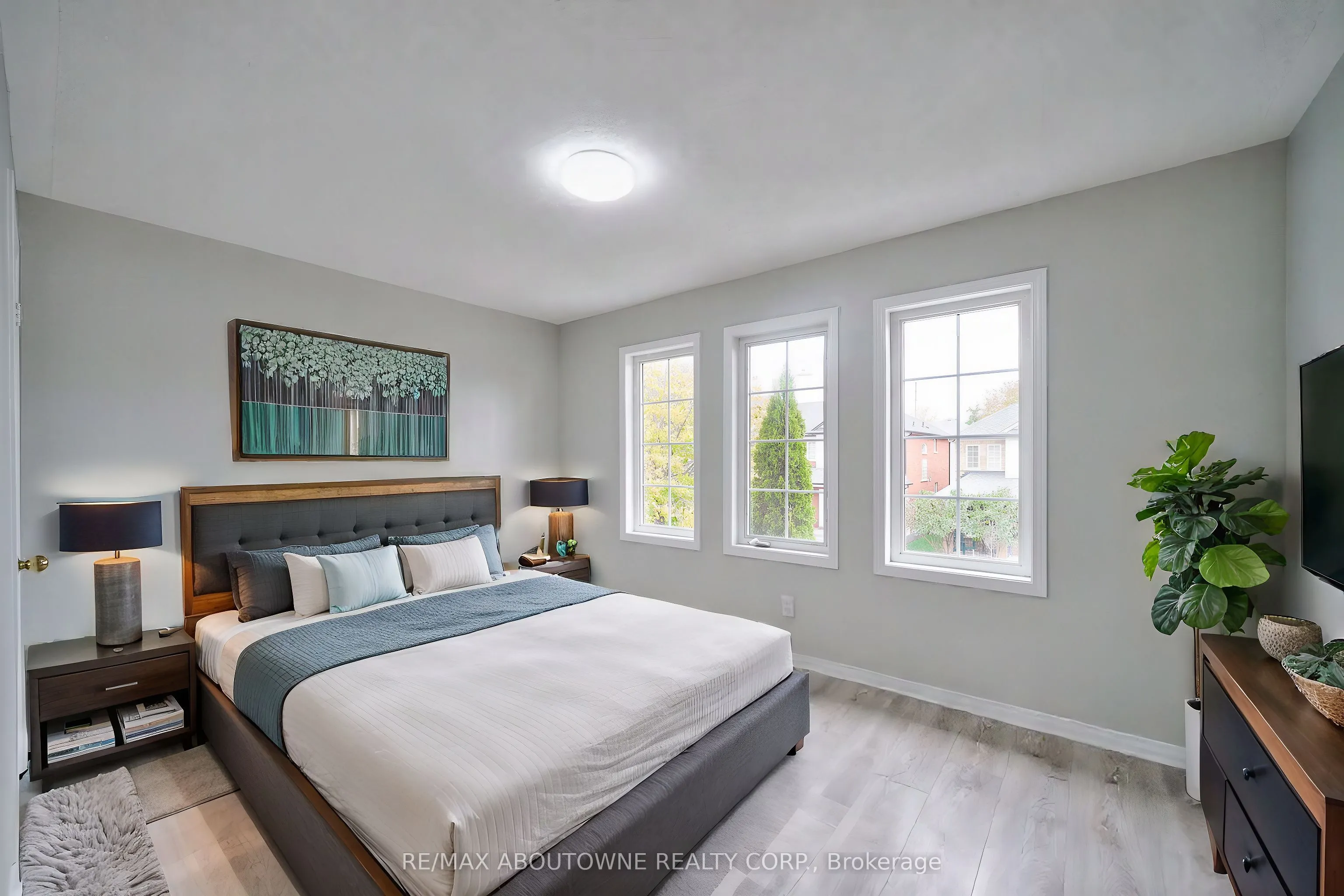 556 Delphine Drive