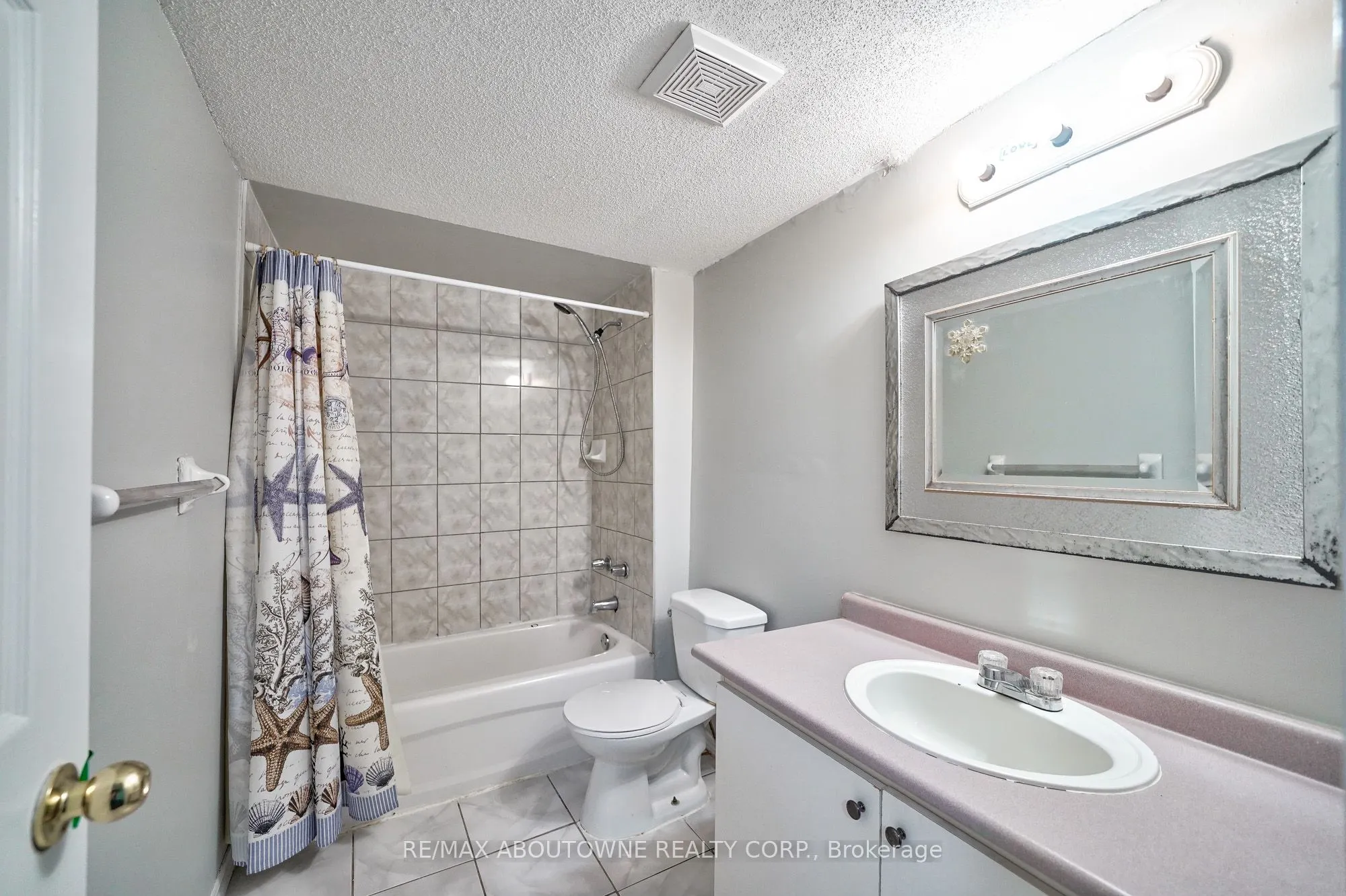 556 Delphine Drive