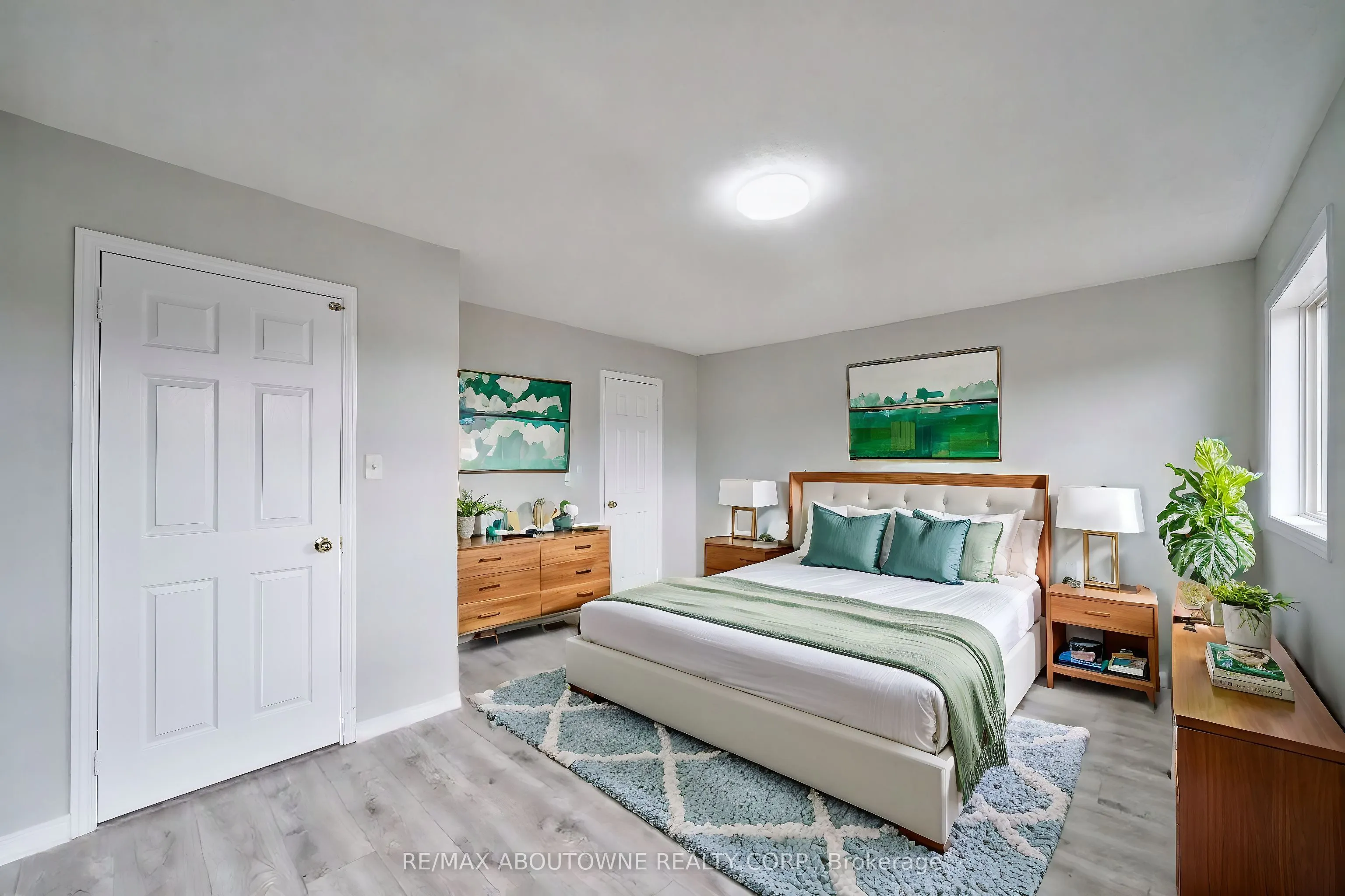 556 Delphine Drive