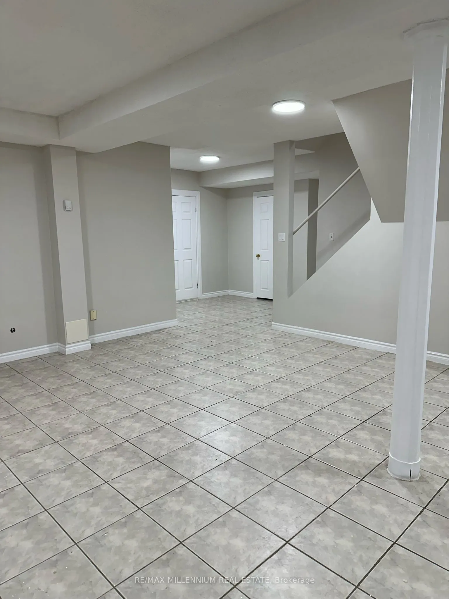 946 Willowbank Trail