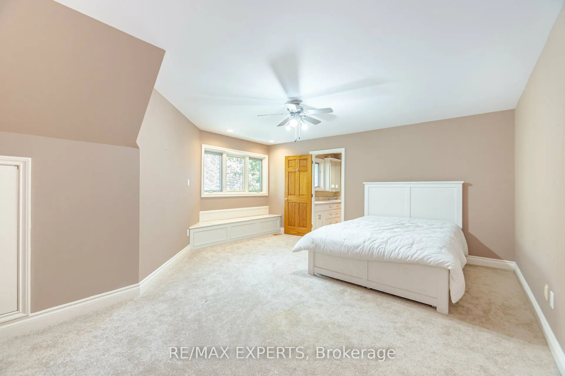 15 Turtle Lake Drive