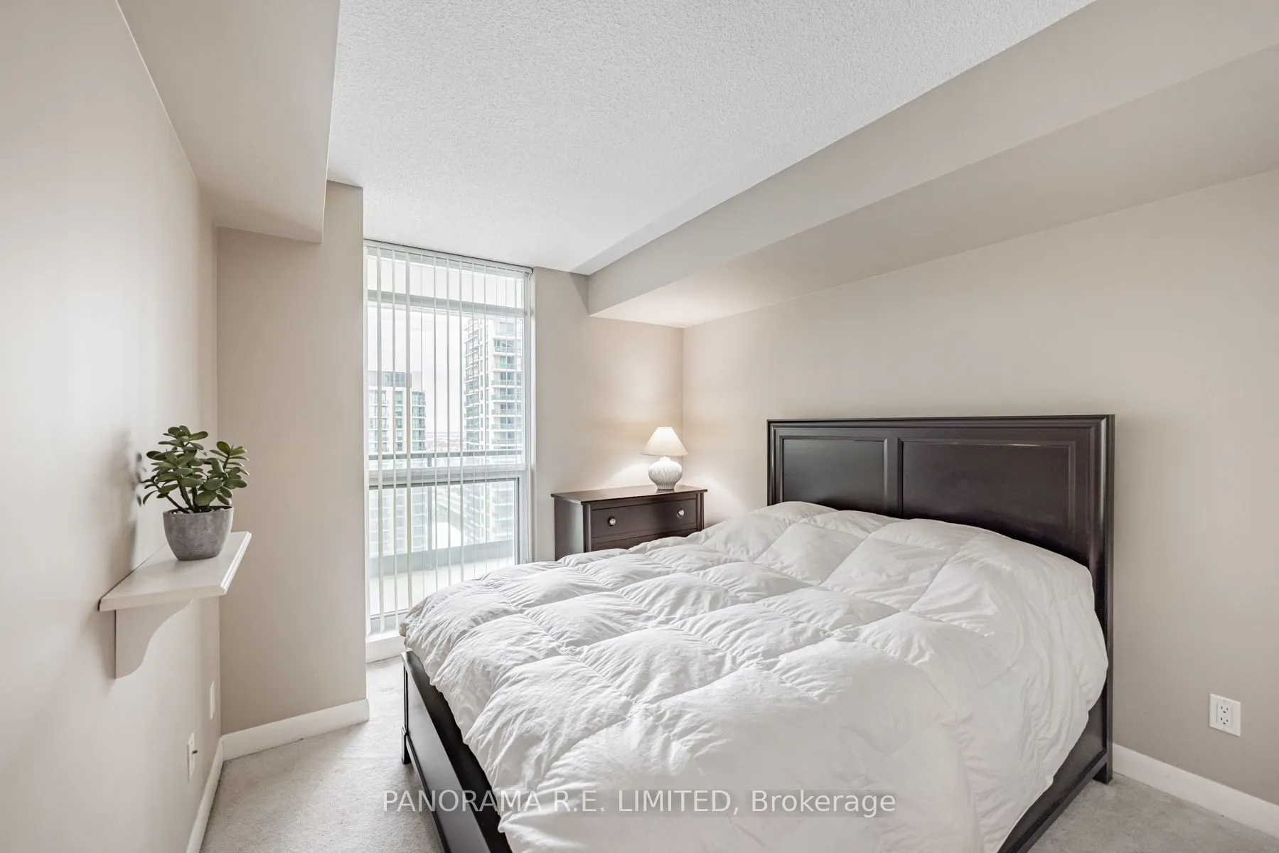 235 Sherway Gardens Road, #2201