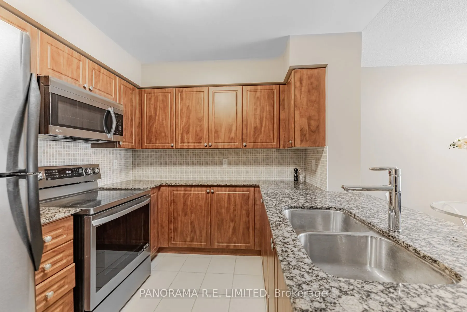 235 Sherway Gardens Road, #2201