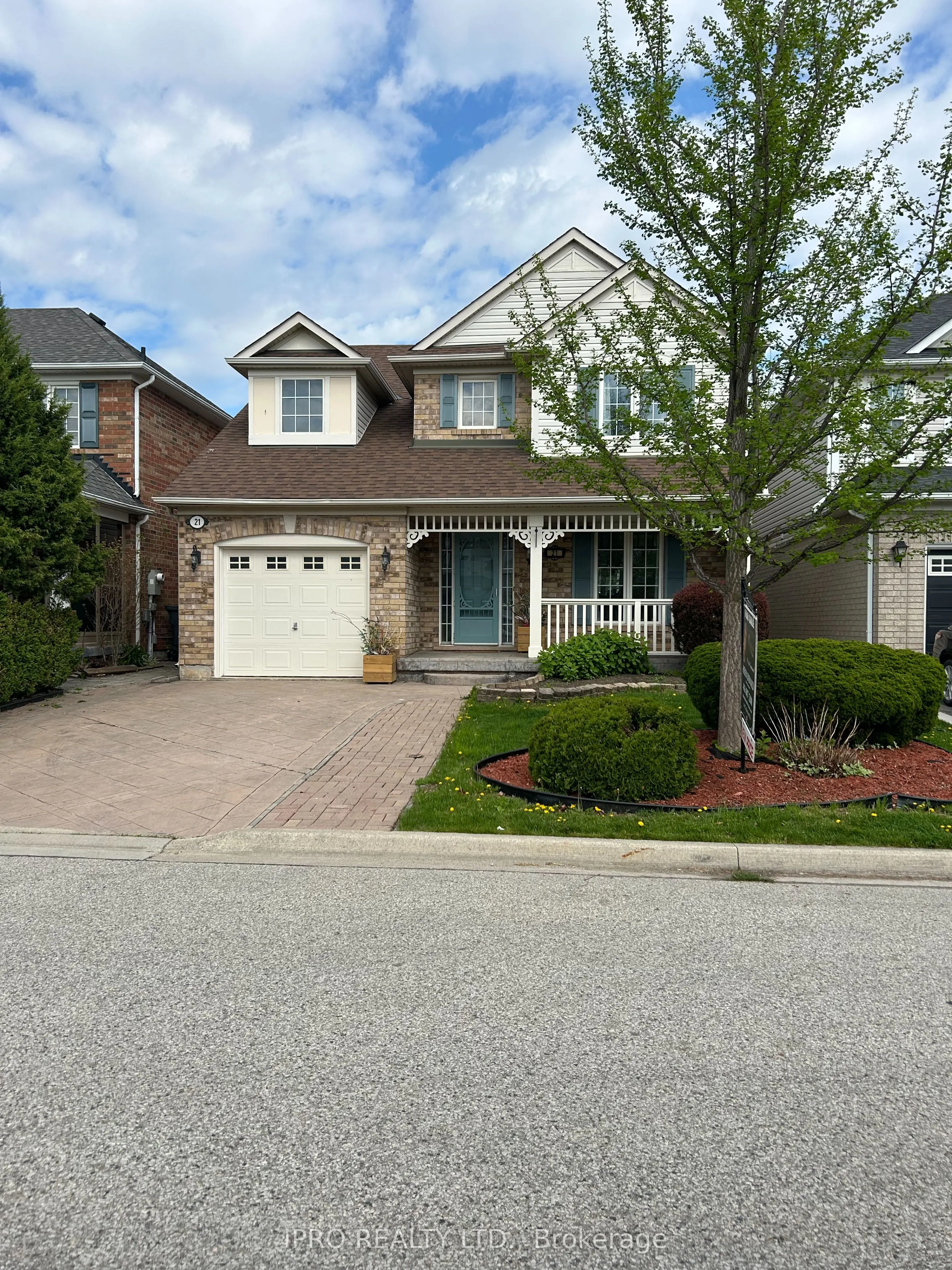 21 Vista Green Crescent