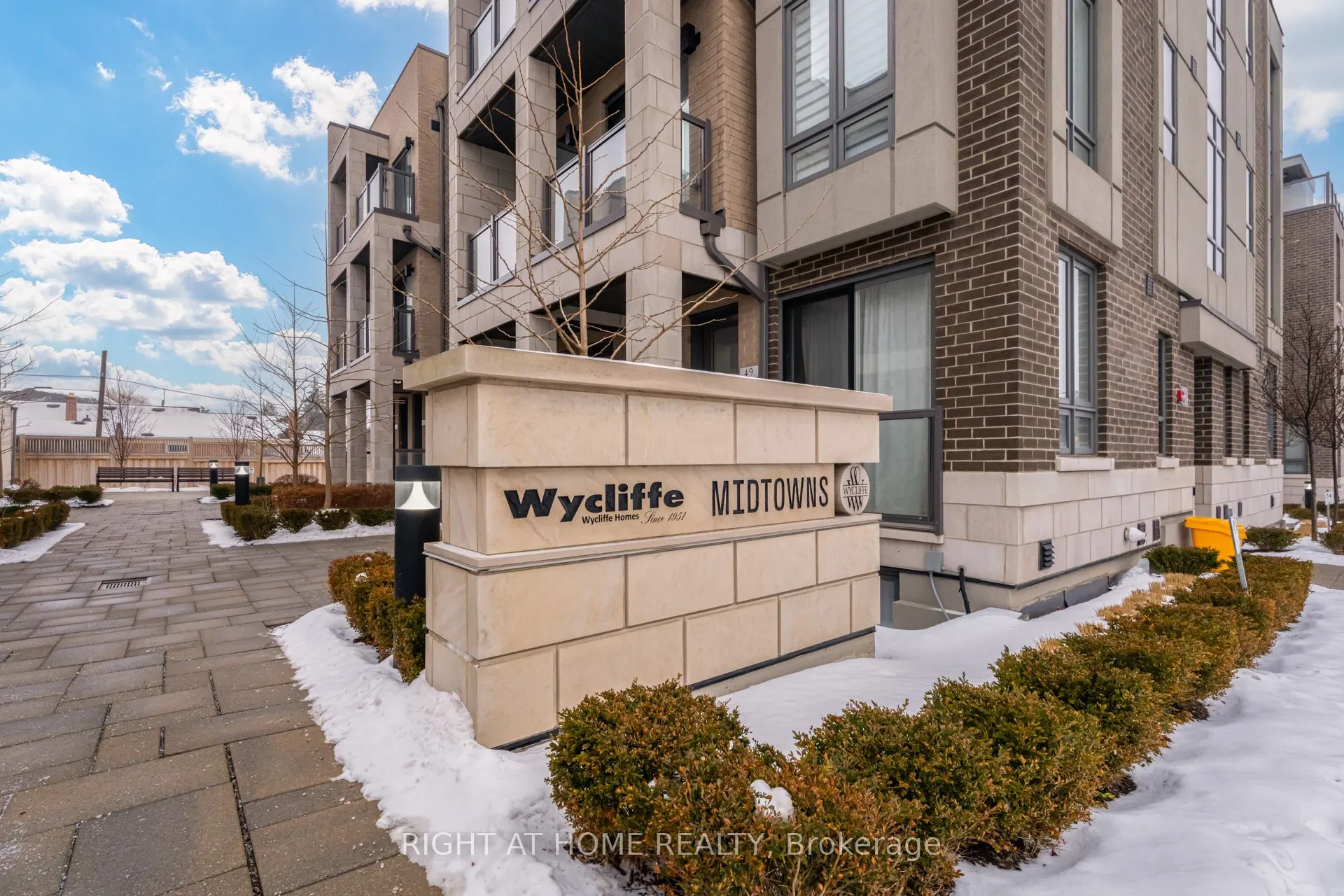 719 Lawrence Avenue W, #52