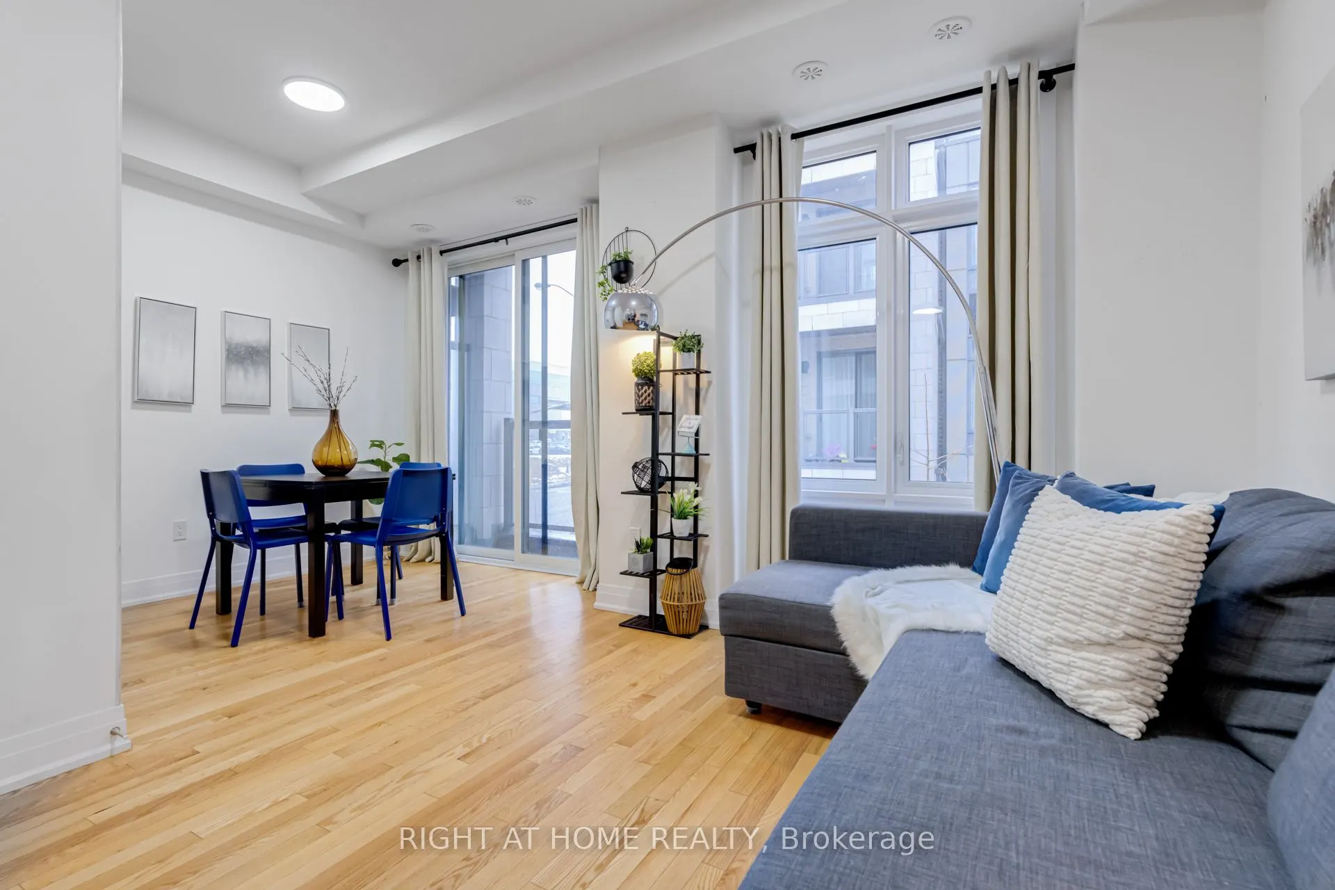 719 Lawrence Avenue W, #52