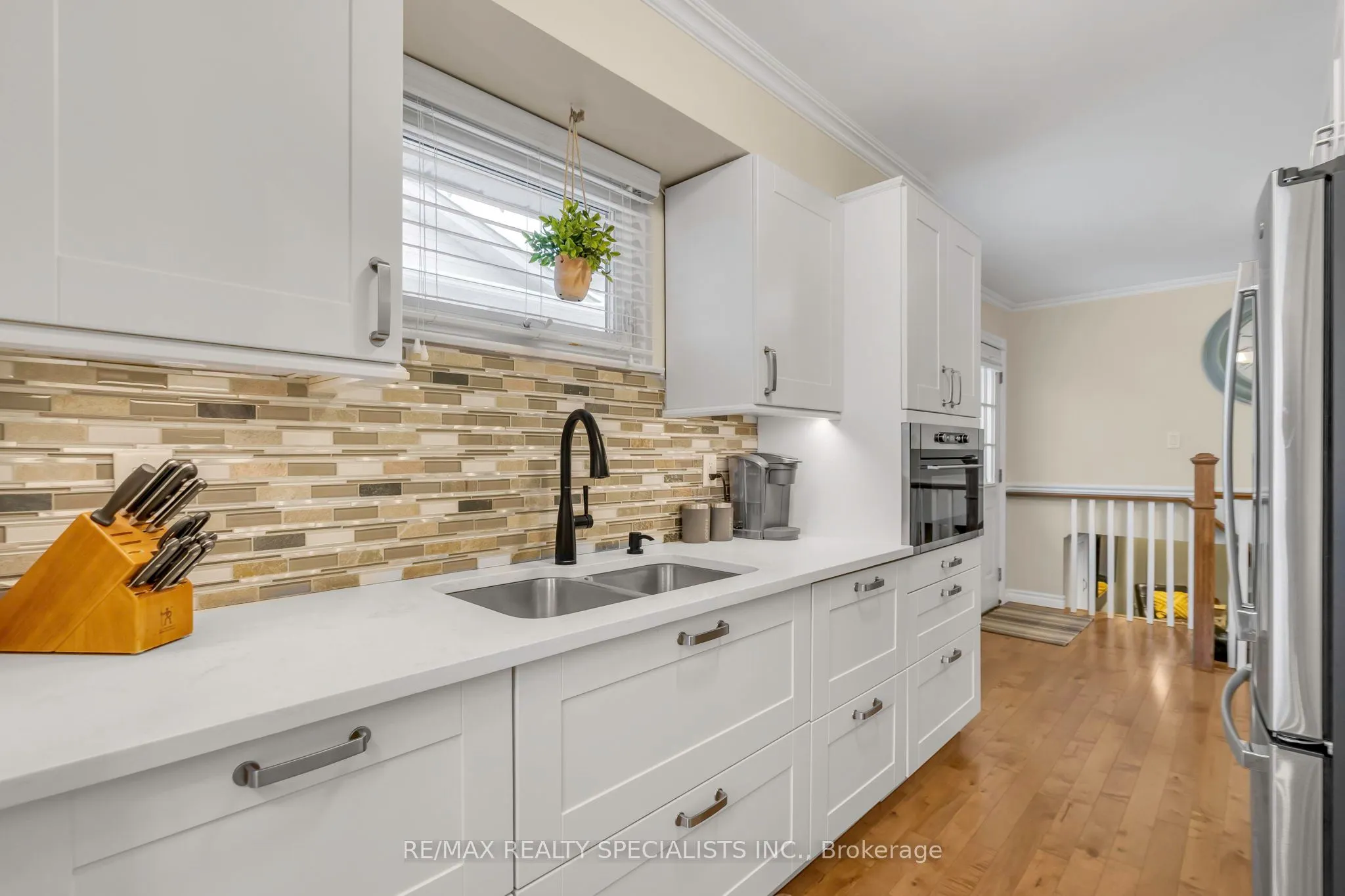 63 Lockton Crescent