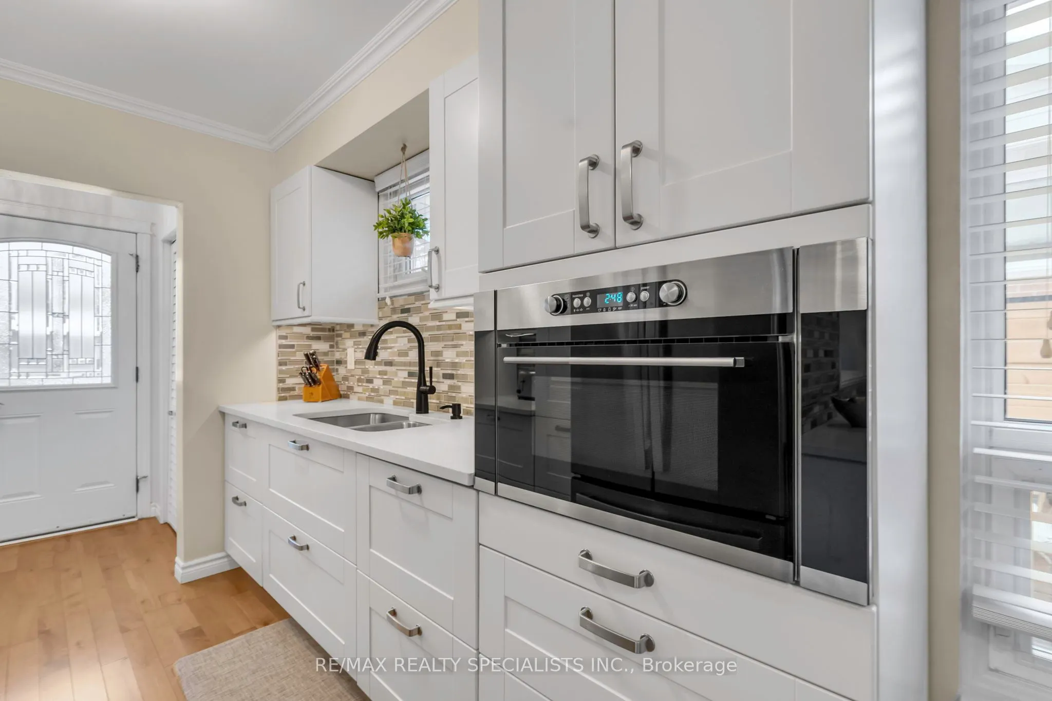 63 Lockton Crescent