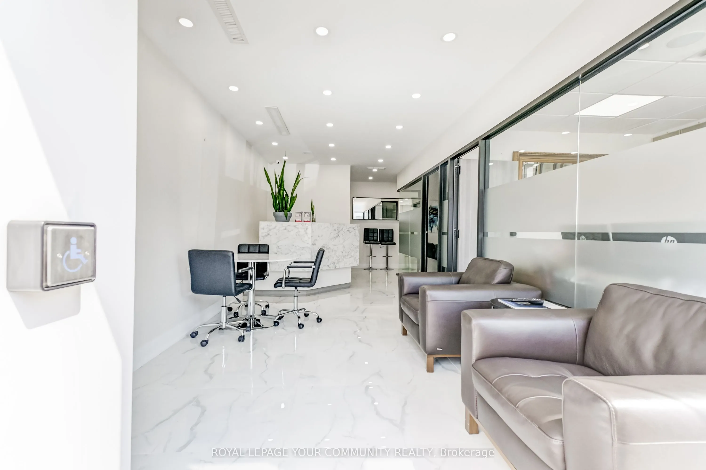 1185 Queensway E, #7