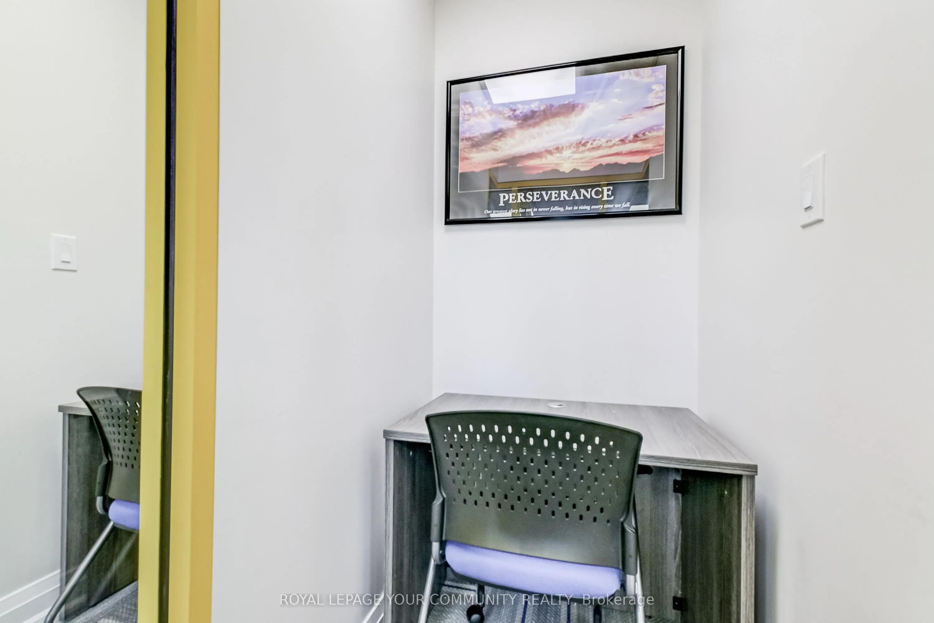 1185 Queensway E, #7