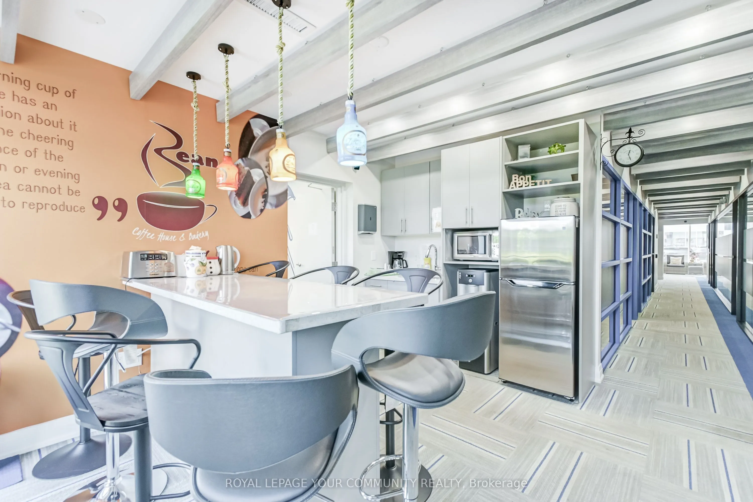 1185 Queensway E, #7
