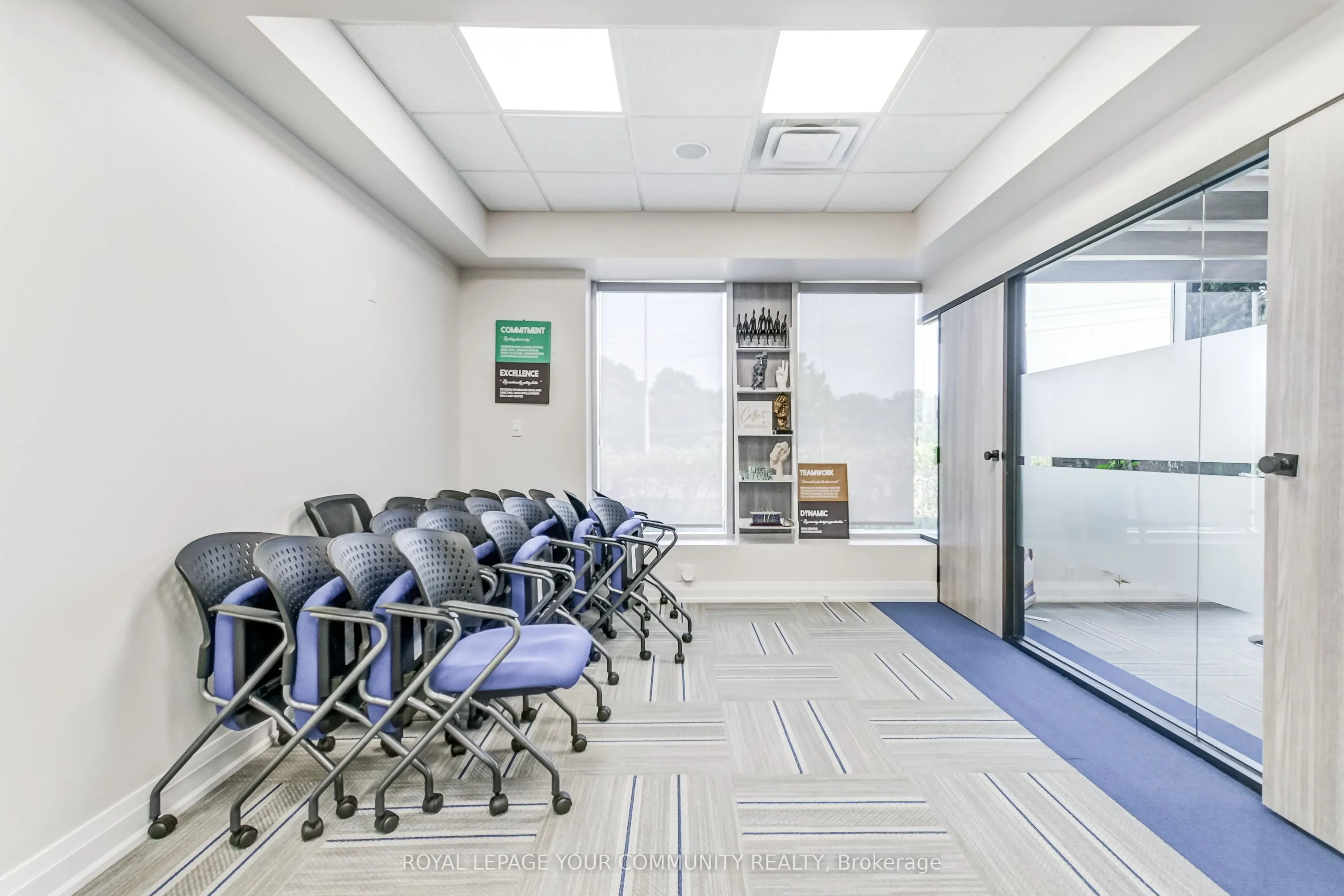 1185 Queensway E, #7
