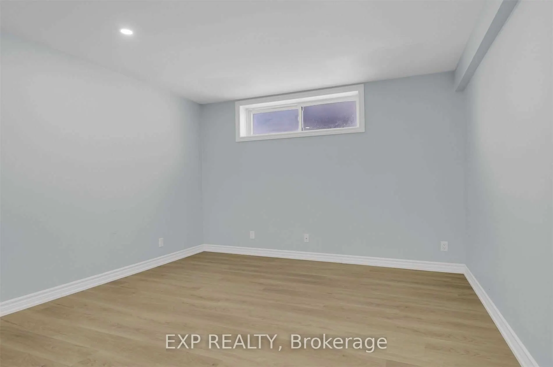 242 Mohawk Road, #Lower