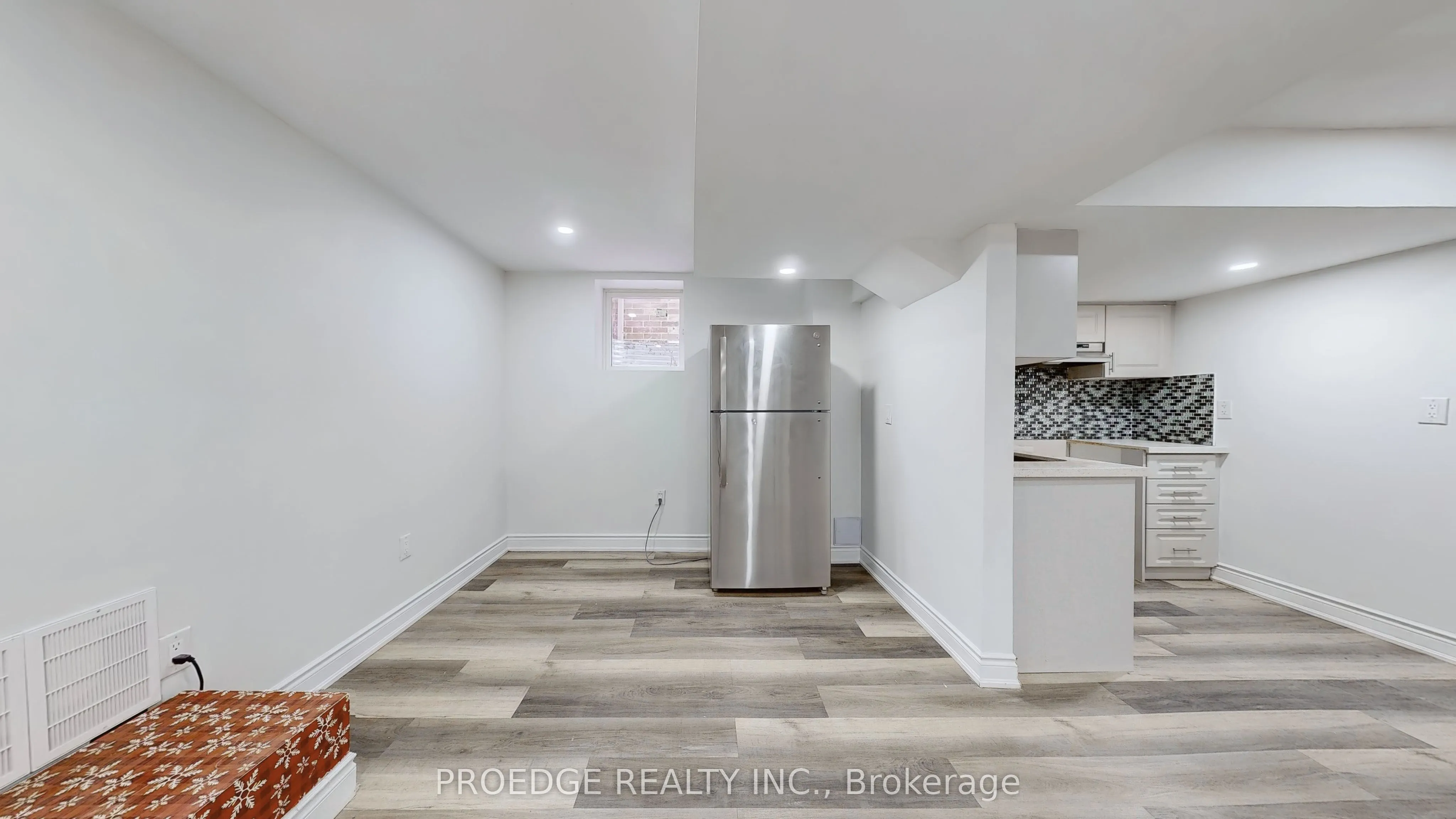 31 Luella Crescent