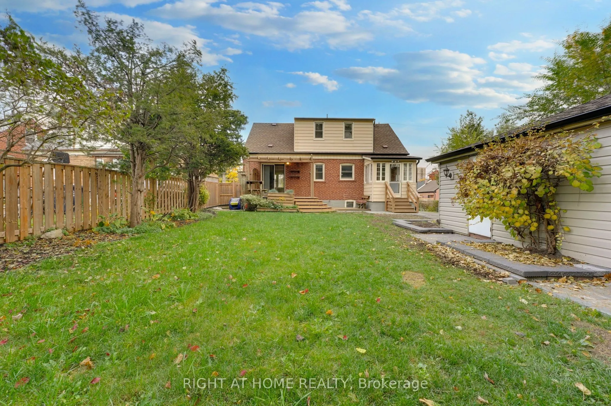 6 Adele Avenue