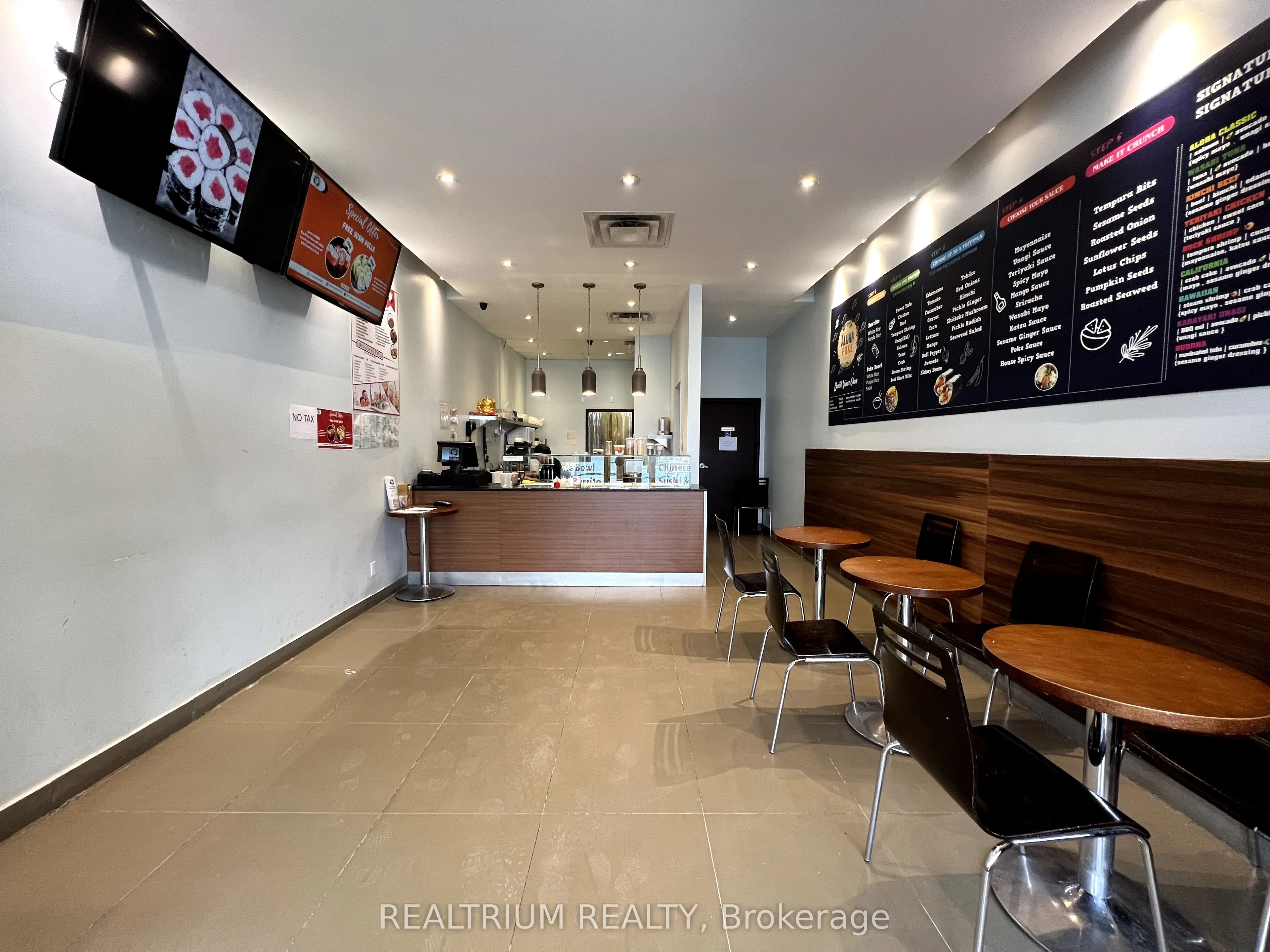 1077 Wilson Avenue, #7