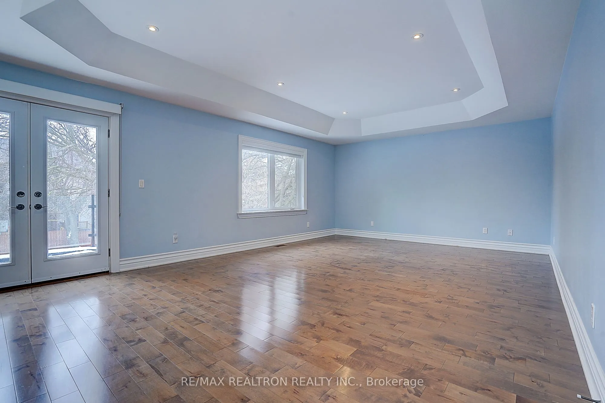 3043 Weston Road