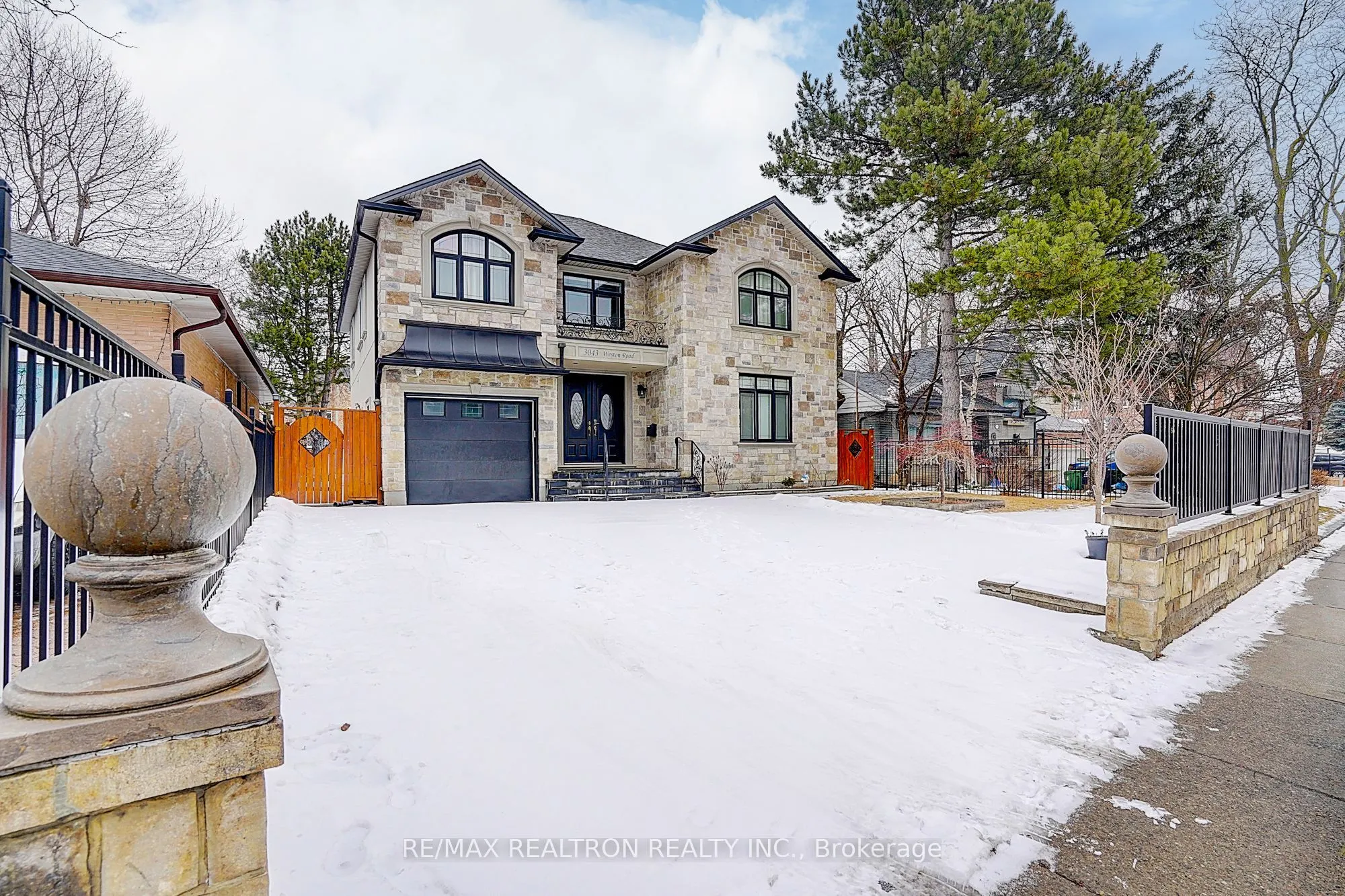 3043 Weston Road