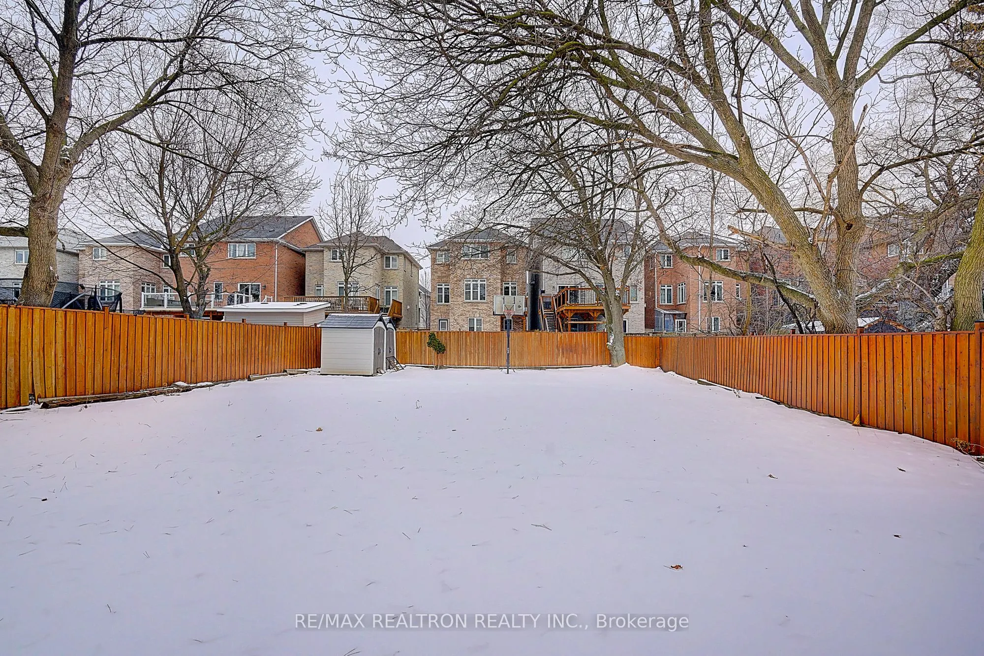 3043 Weston Road