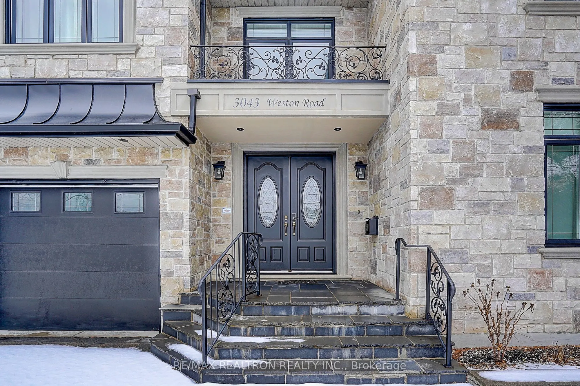 3043 Weston Road