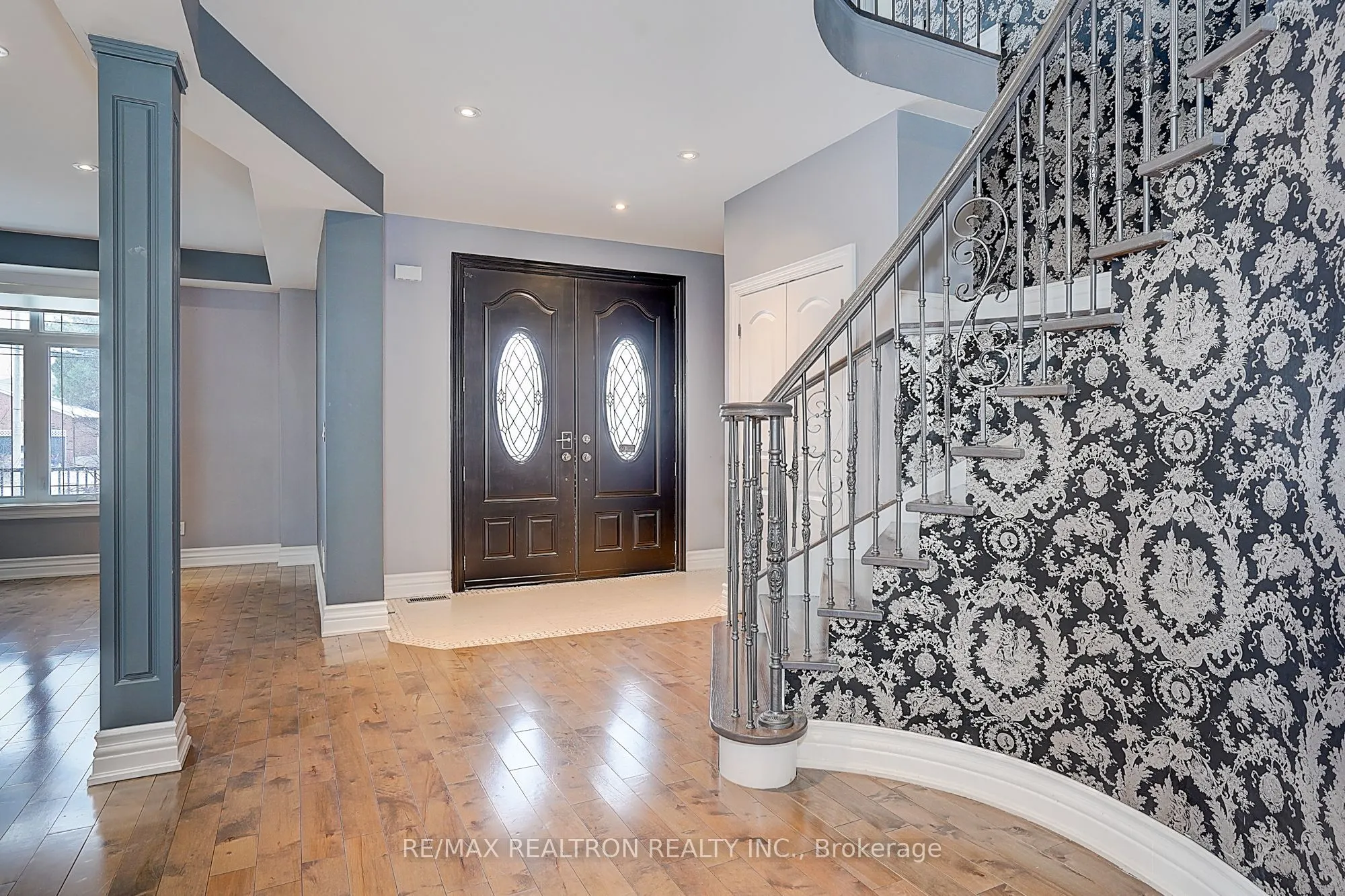 3043 Weston Road