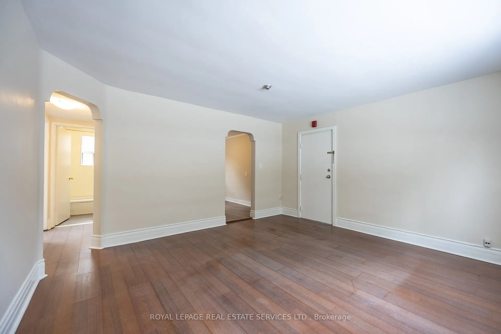 12 Cayuga Avenue, #1