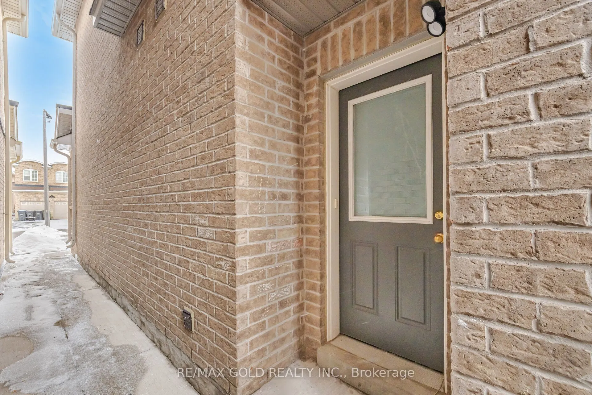 6 Addiscott Street