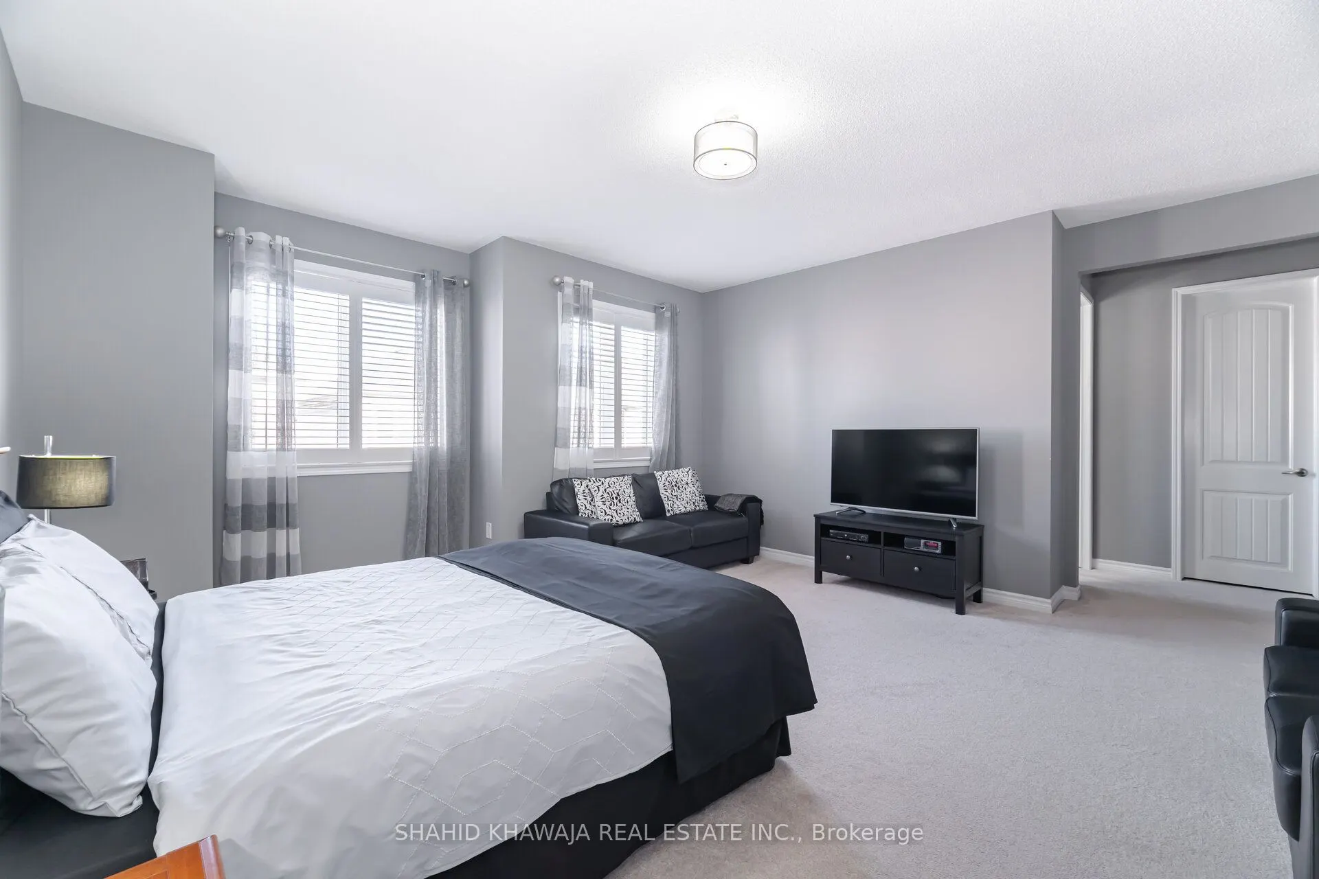 1388 Connaught Terrace