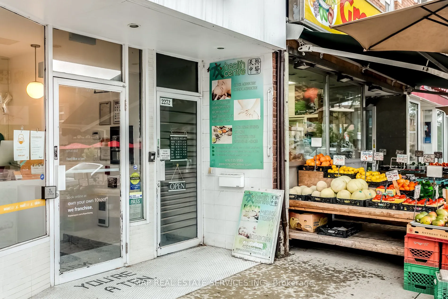 2272 Bloor Street, #Room 1