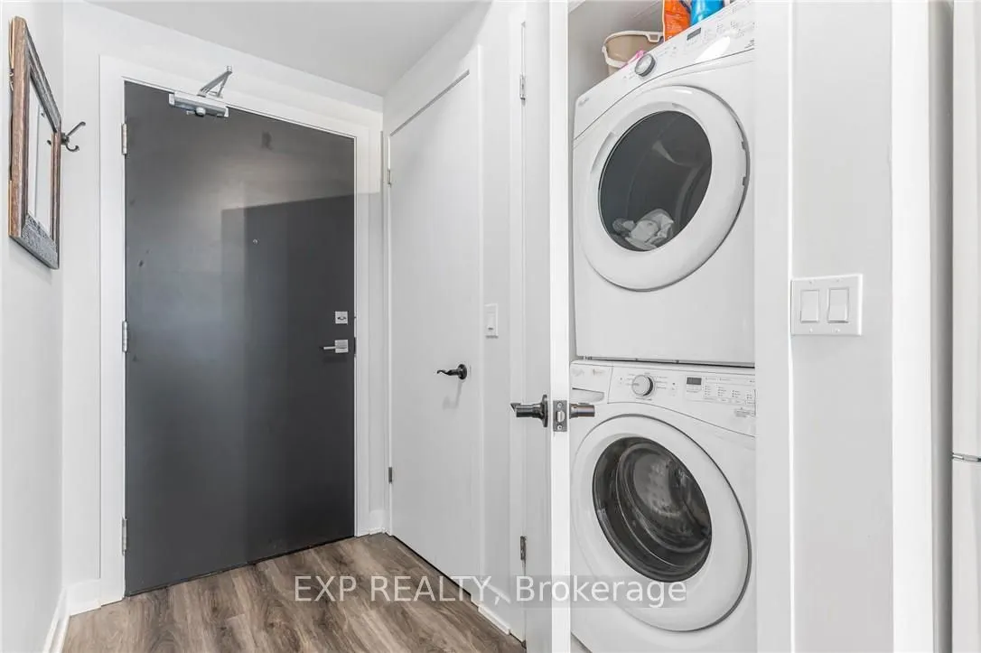 5220 Dundas Street, #312