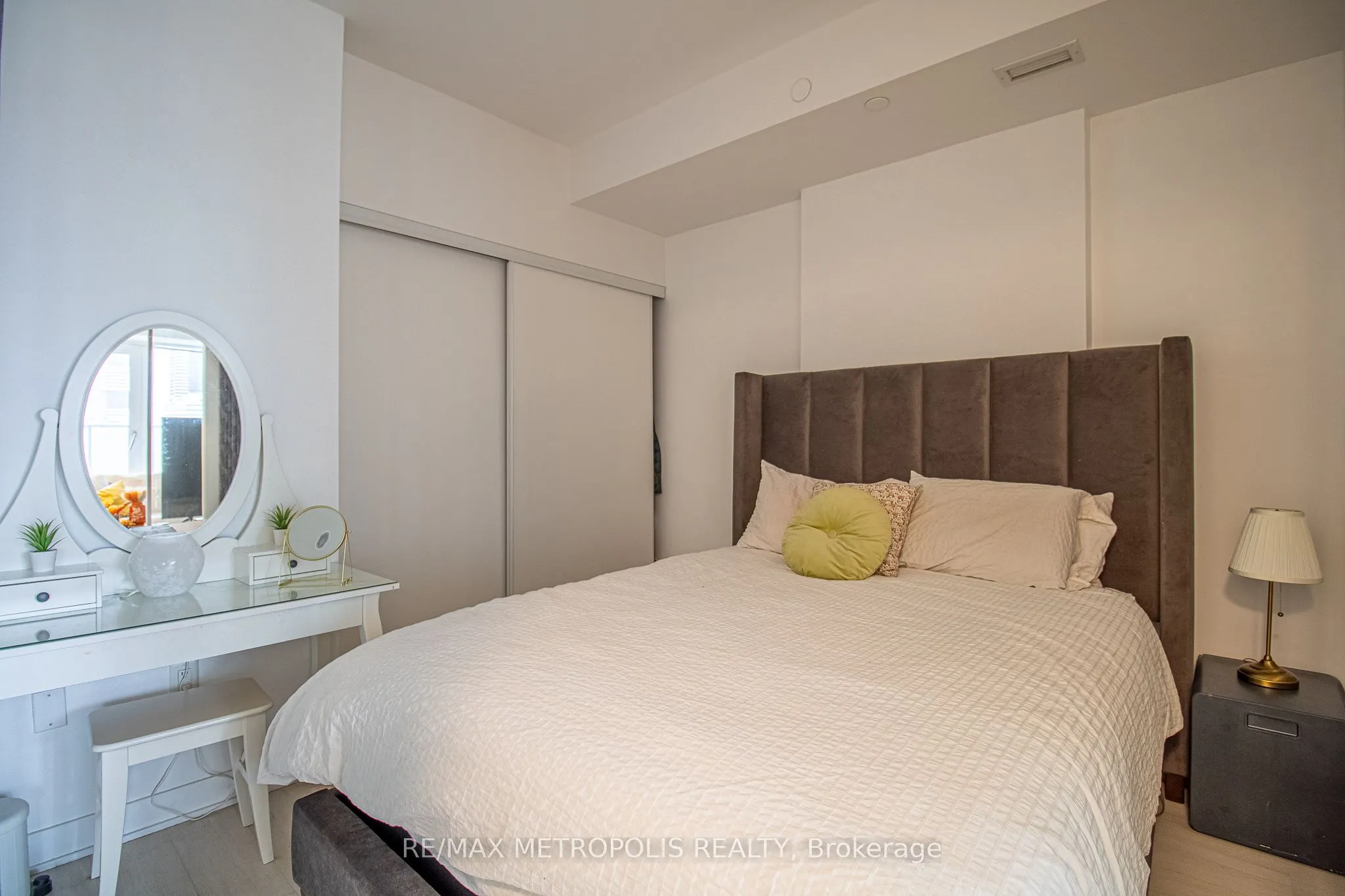 3900 Confederation Pkwy #216