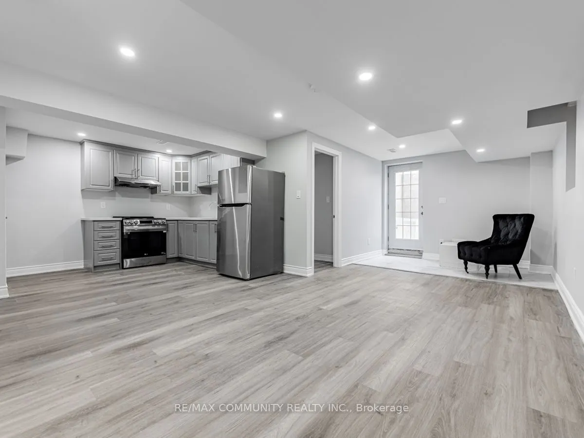 69 Robert Parkinson Drive