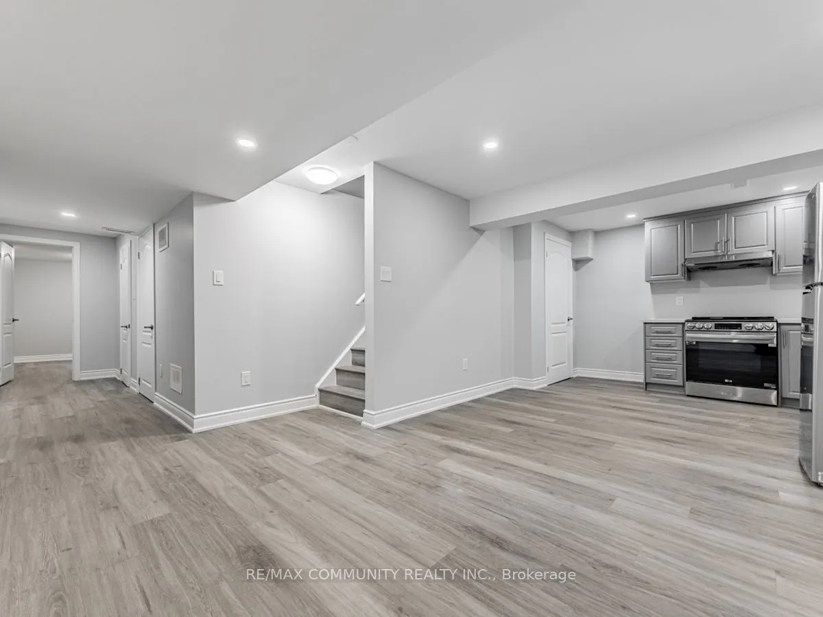 69 Robert Parkinson Drive