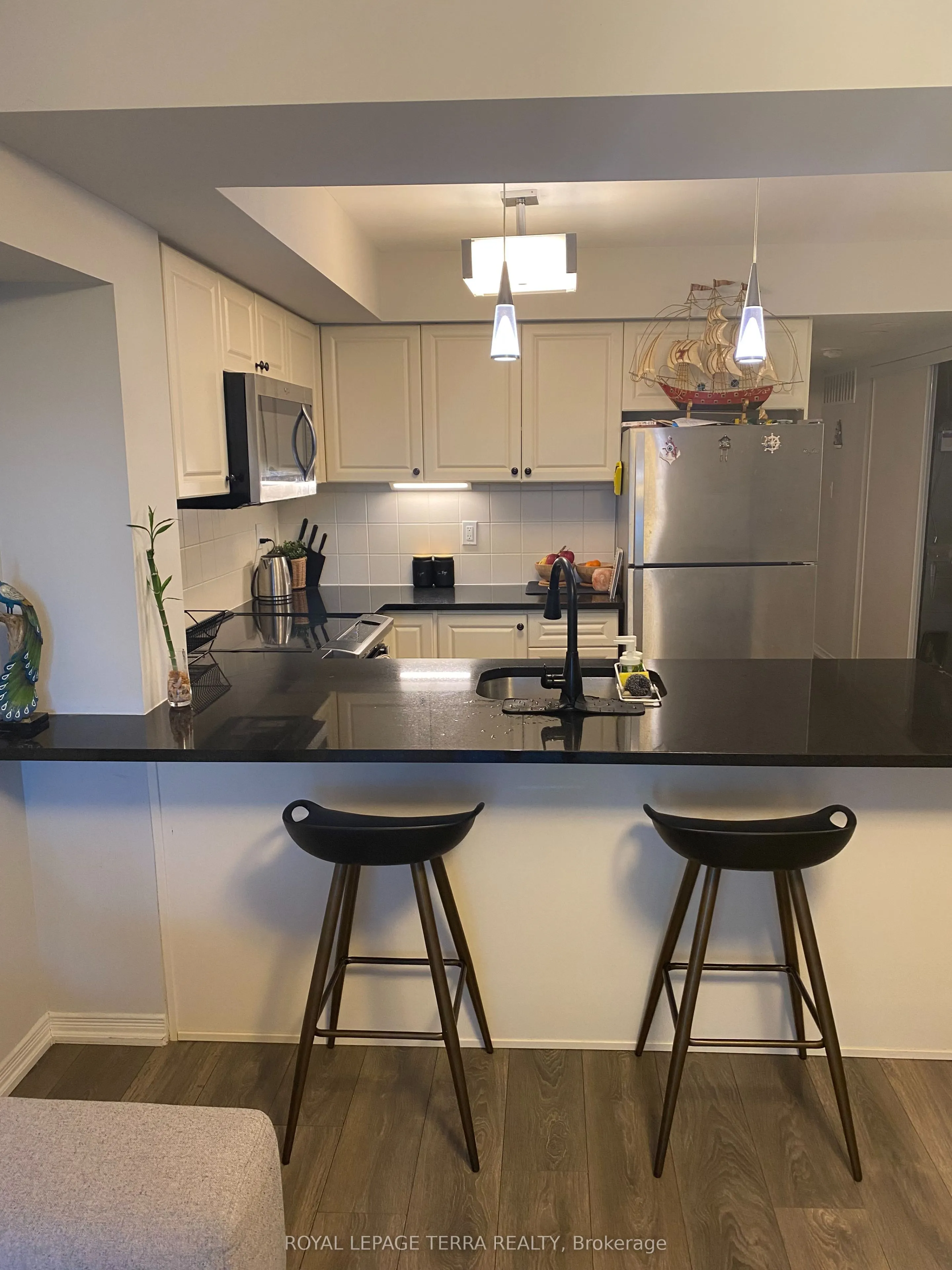3 Applewood Lane, #101
