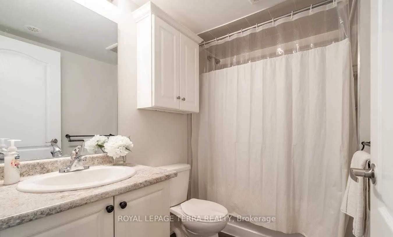3 Applewood Lane, #101