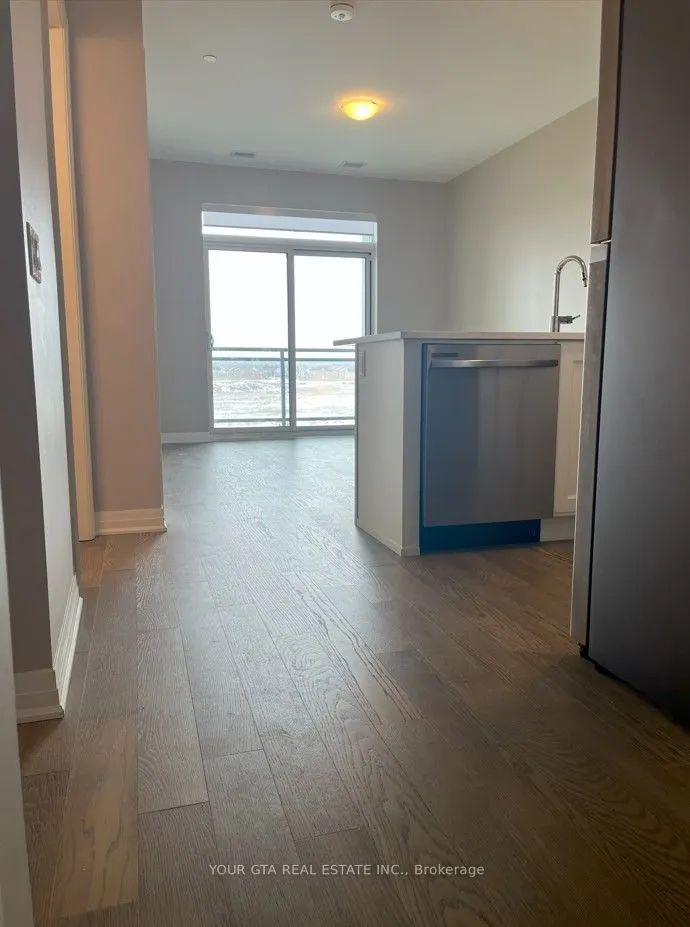 460 Gordon Krantz Avenue, #519