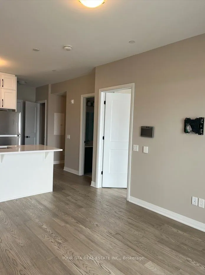 460 Gordon Krantz Avenue, #519